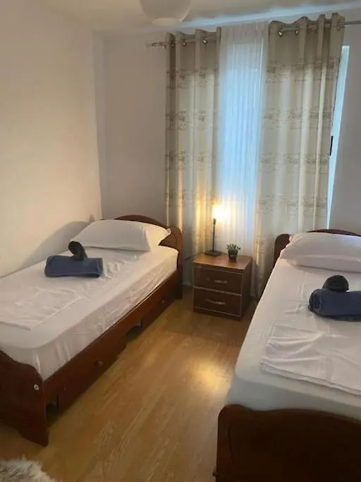Cozy Apartment 티라나
